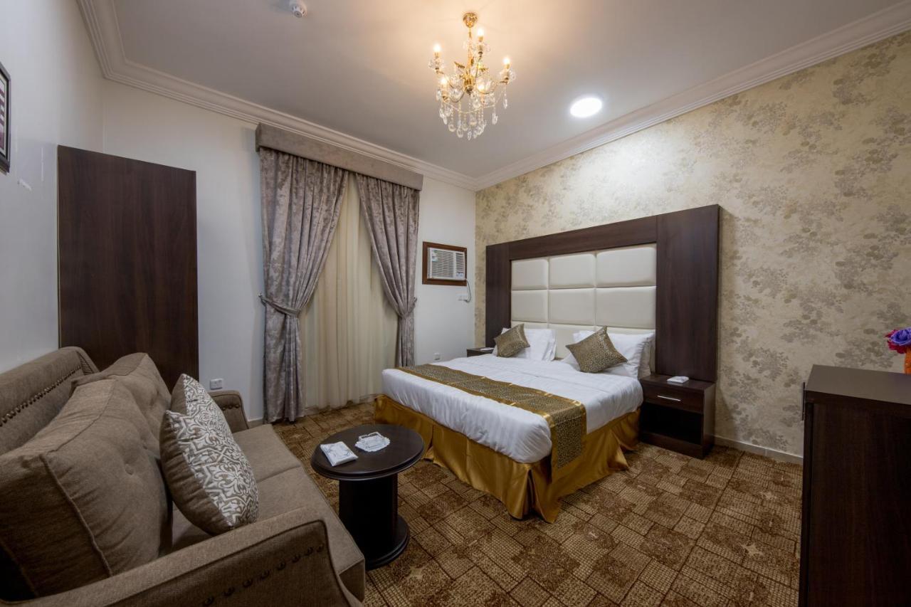 Jasmine Beach Hotel Suites ヤンブー エクステリア 写真