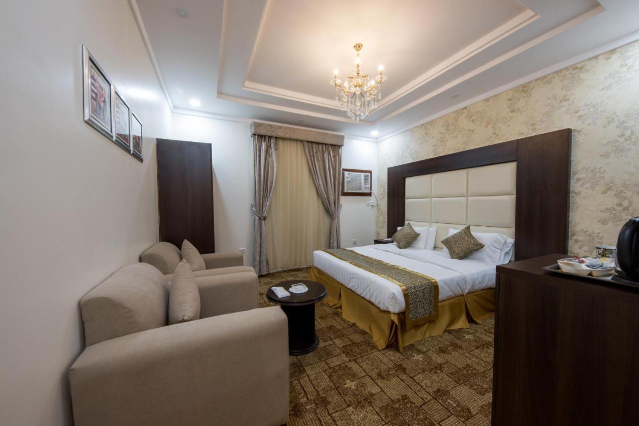 Jasmine Beach Hotel Suites ヤンブー エクステリア 写真